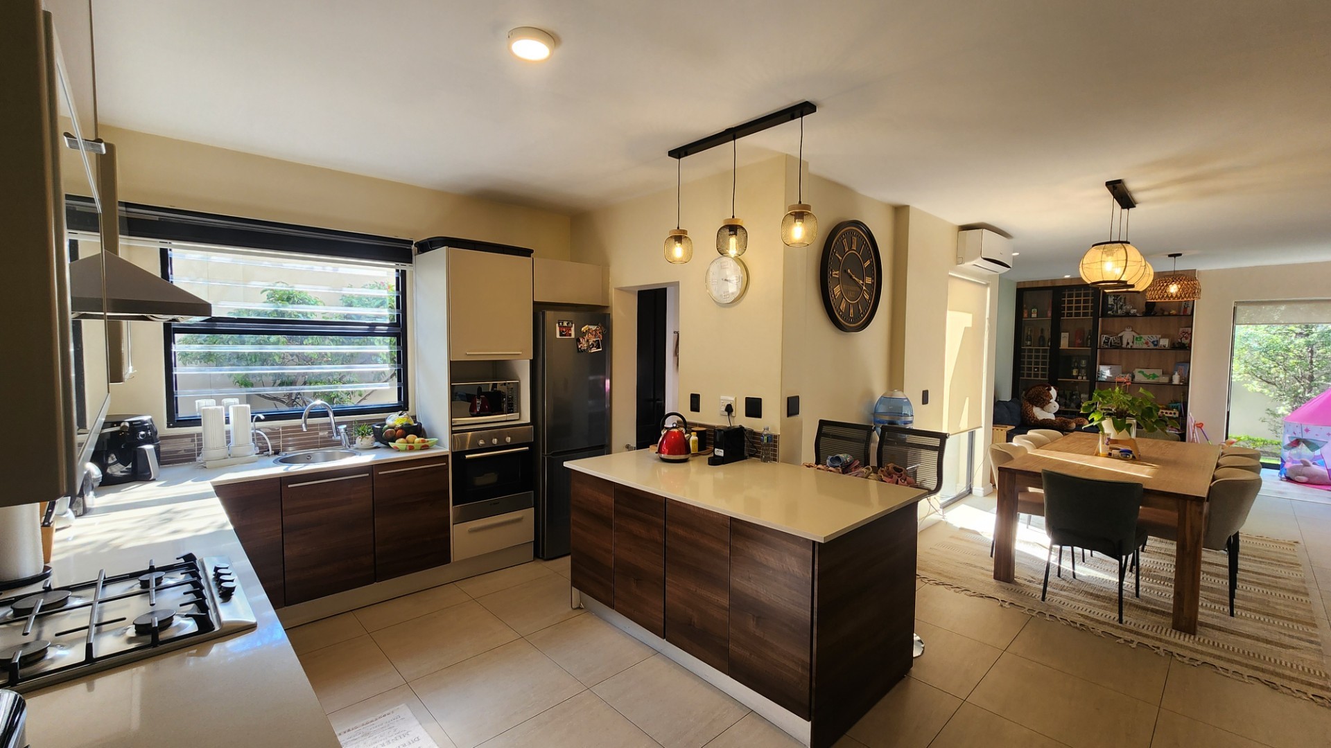 House for rent in Rivonia, Sandton, 362 m²