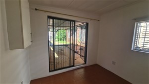 House For Sale in Albertynshof Kimberley Northern Cape - P1627510