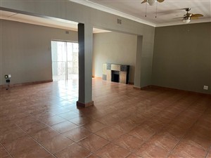 House For Sale in Albertynshof Kimberley Northern Cape - P1627510