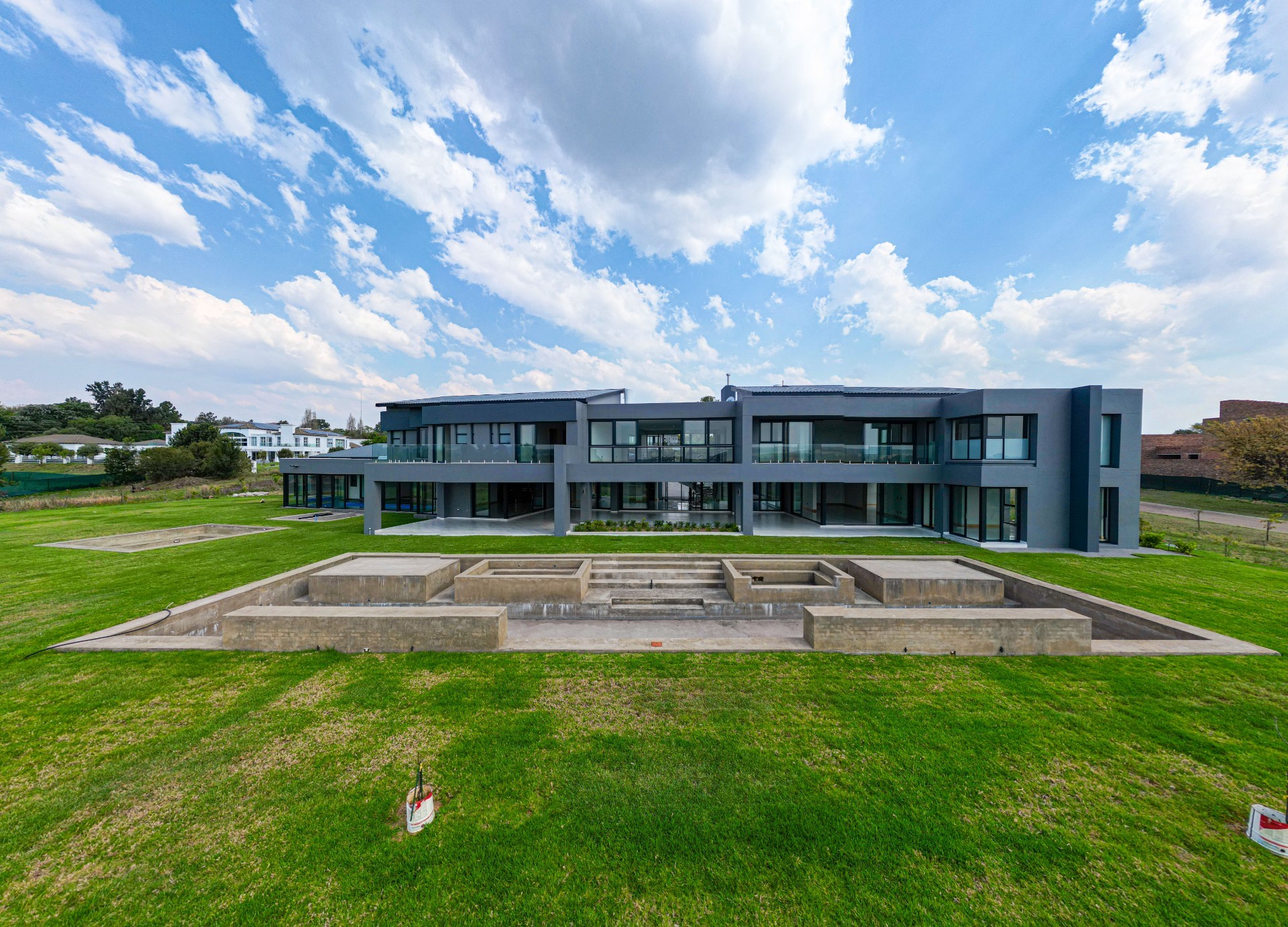House for sale in Kyalami, Midrand, 2200 m²