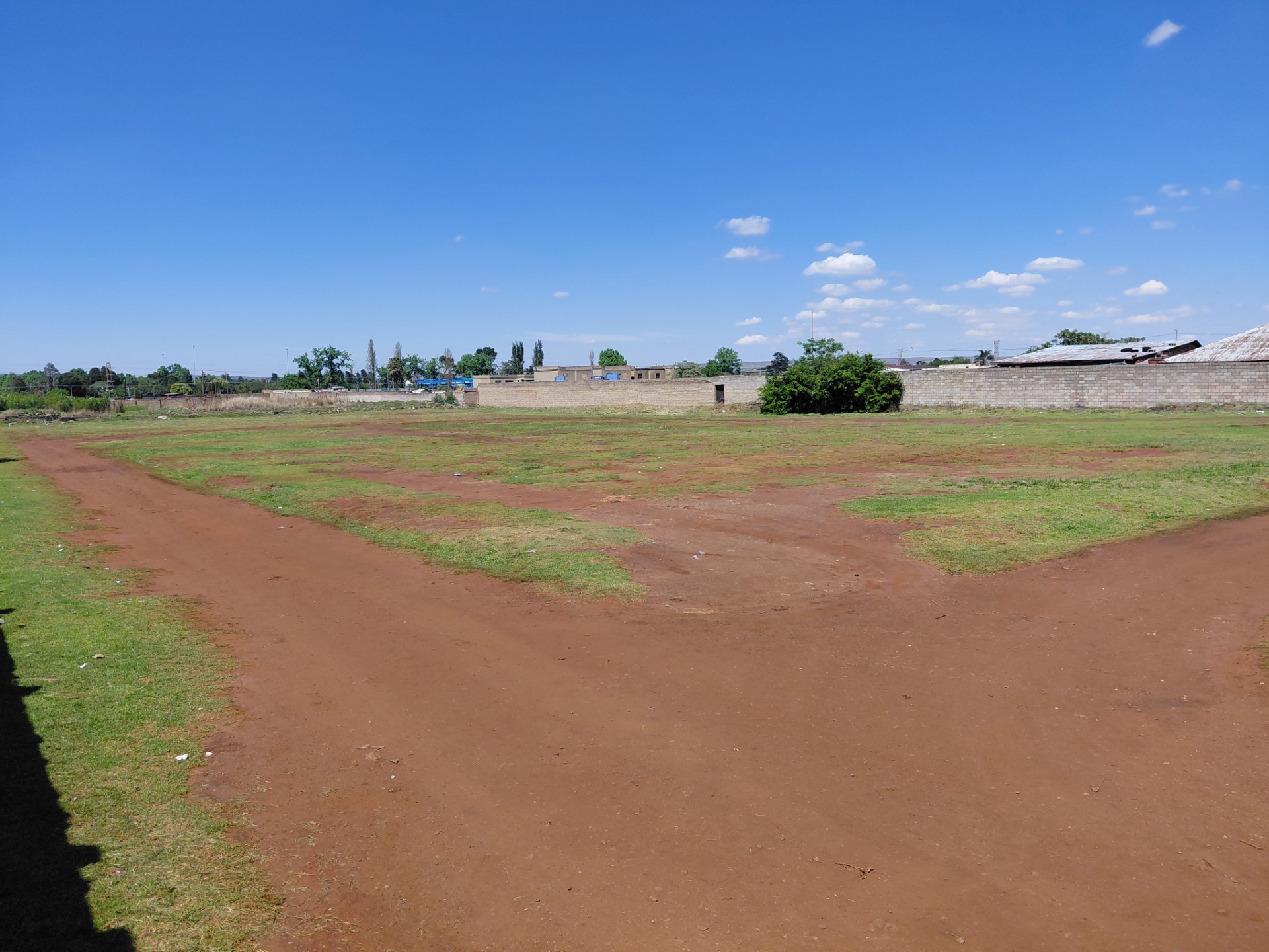 Vacant Land for sale in Chiawelo, Soweto, 6693 m²