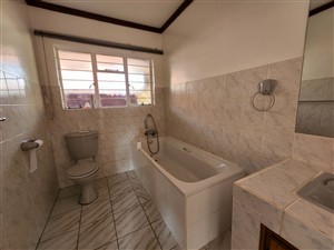 Townhouse To Rent in Kimberley Central Kimberley - P1628984
