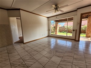 Townhouse To Rent in Kimberley Central Kimberley - P1628984