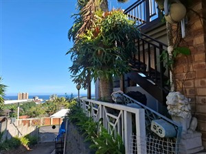 Absolutely beautiful 4 bedroom home For Sale in Amanzimtoti, KwaZulu Natal - P1629293
