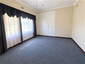 Fixer Upper For Sale in Stilfontein, North West - P1629964