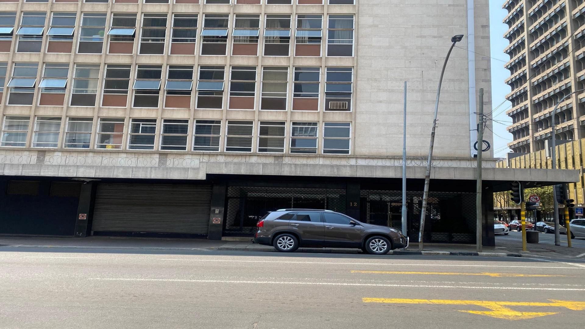 2 Bedroom apartment, Marshalltown, Johannesburg