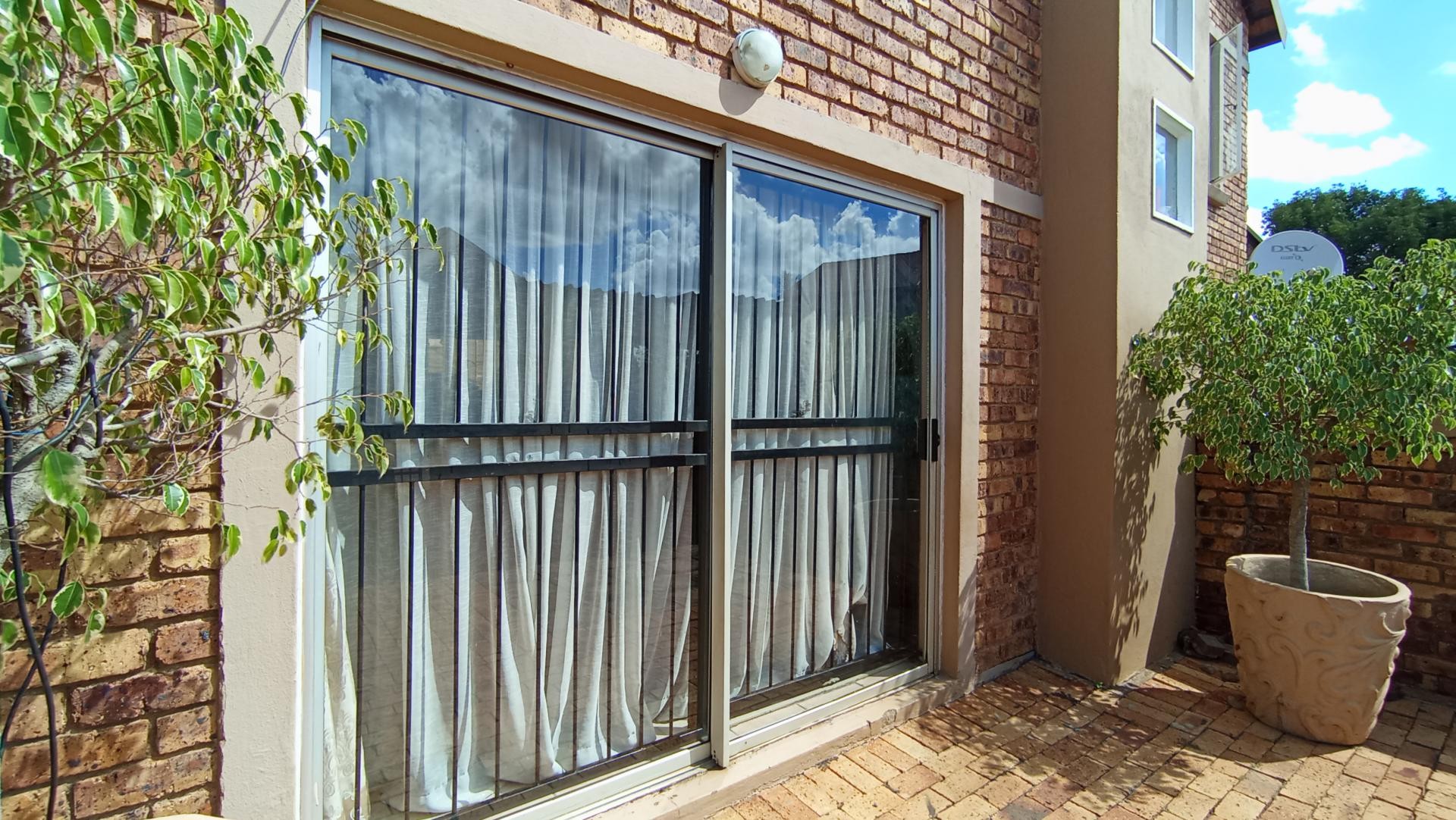 House for sale in Heuwelsig Estate, Centurion, 87 m²
