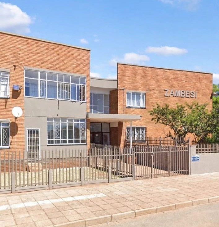 Apartment for sale in Carletonville Central, Carletonville, 97 m²
