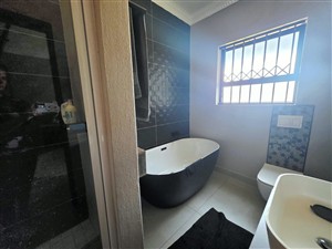 House For Sale in Silwerkruin, Bendor, Polokwane - P1632357