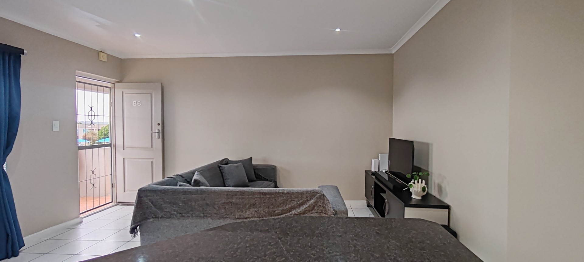 Apartment for rent in Vredekloof, Brackenfell, 61 m²