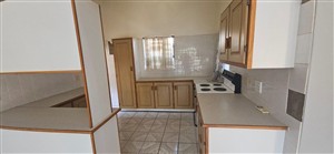 House For Sale in Rhodesdene, Kimberley - P1633094