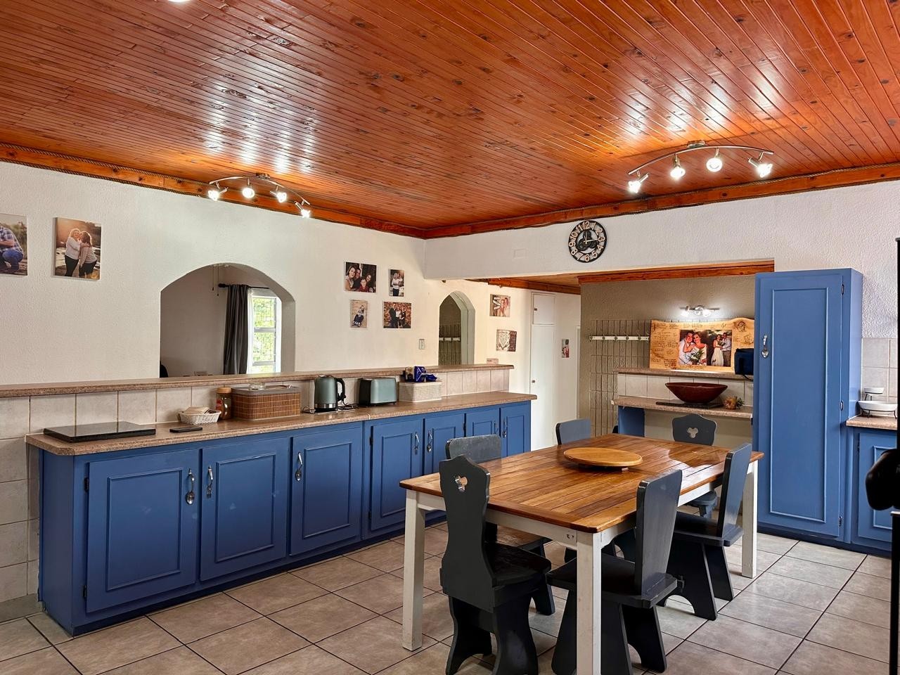 House for sale in Huttenheights, Newcastle, KwaZulu Natal, 320 m²