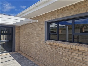 House For Sale in Island View, Mossel Bay - P1633950