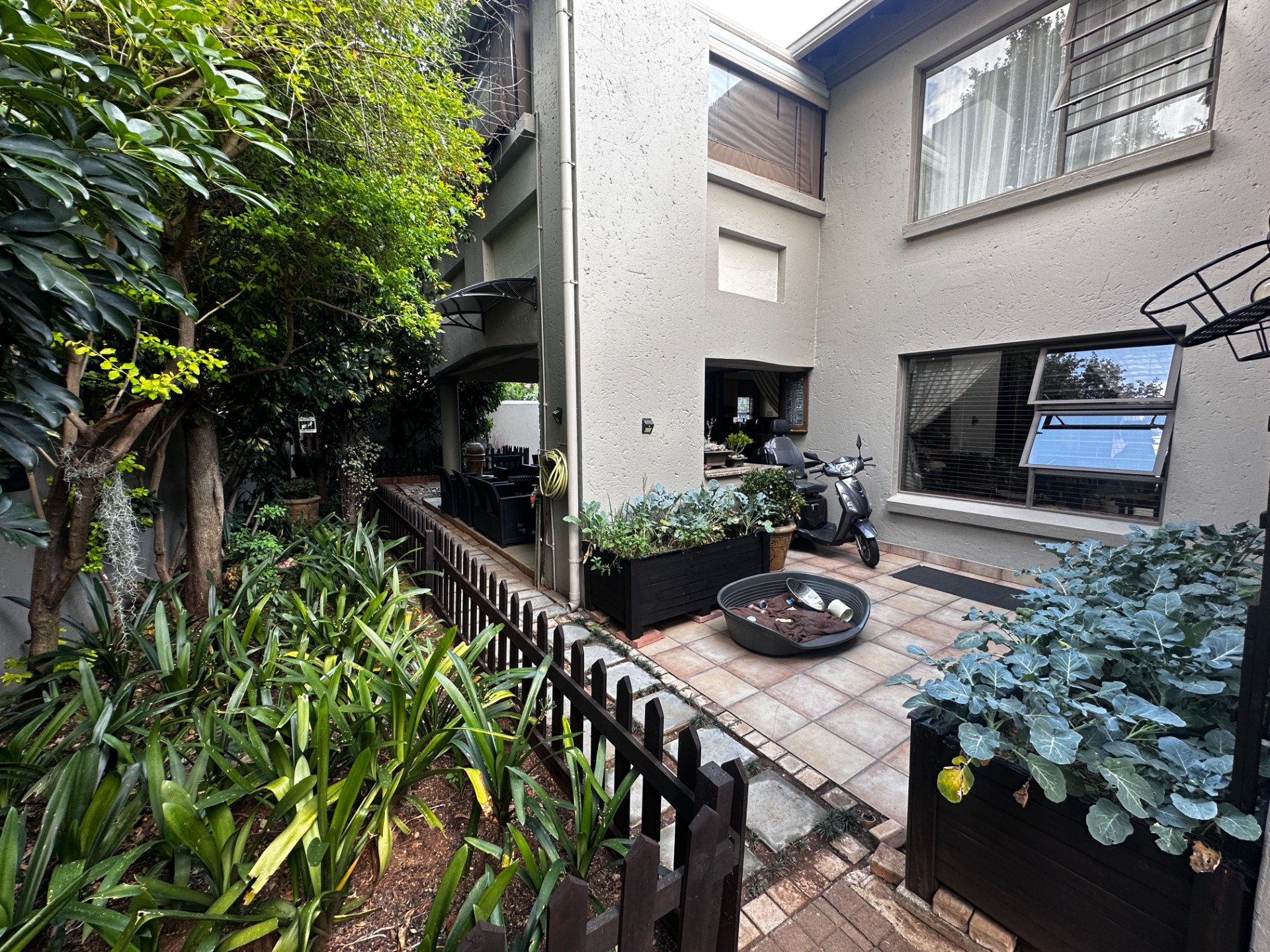 House for sale in Faerie Glen, Pretoria, 241 m²
