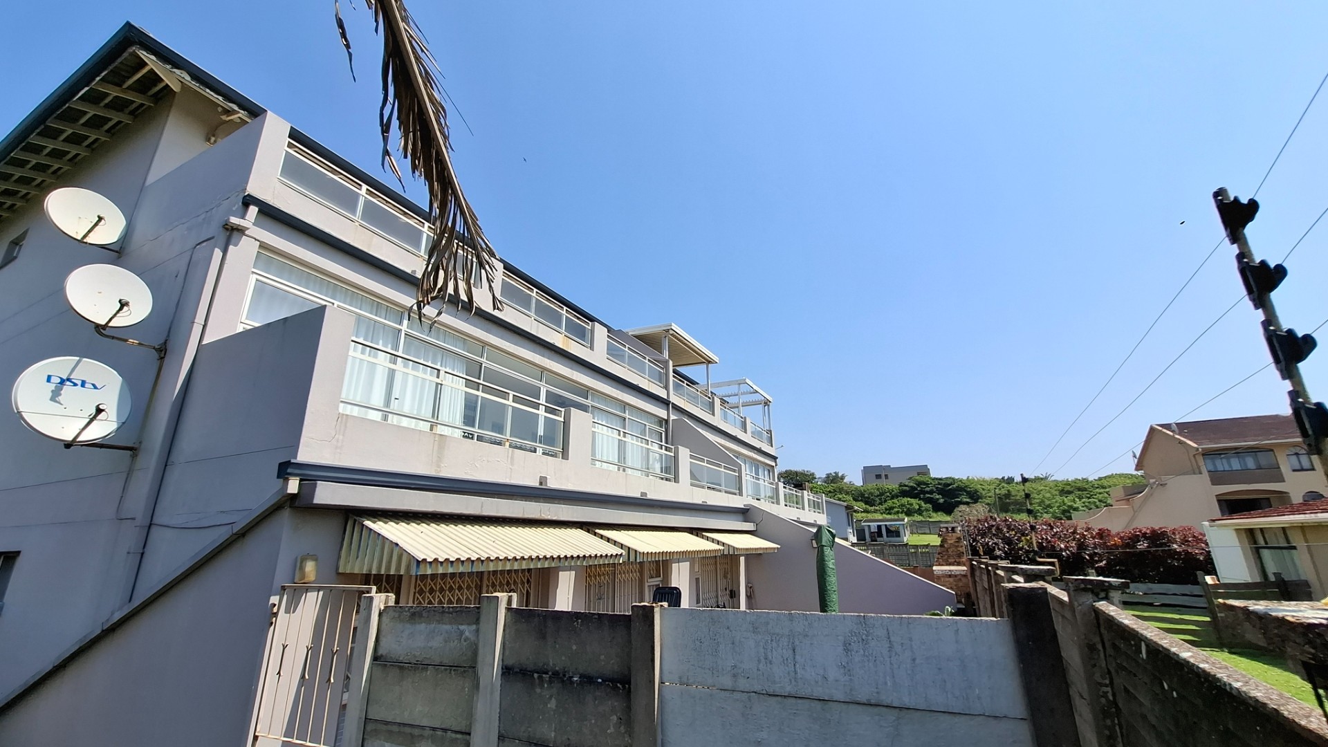 MR697956 - Apartment For Sale in St Michaels On Sea, Margate, KwaZulu Natal
