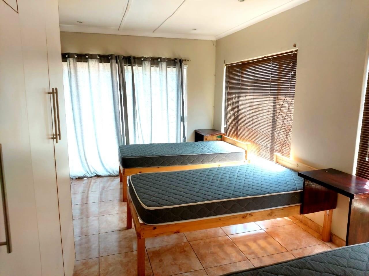 House for sale in Scottsville, Pietermaritzburg, KwaZulu Natal, 1050 m²
