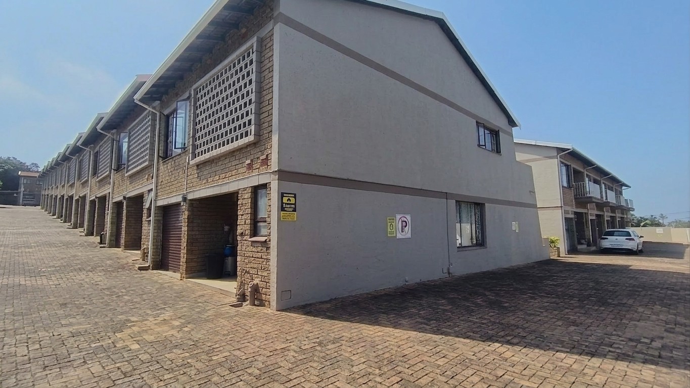 Beachside Duplex in St Michaels on Sea, Uvongo