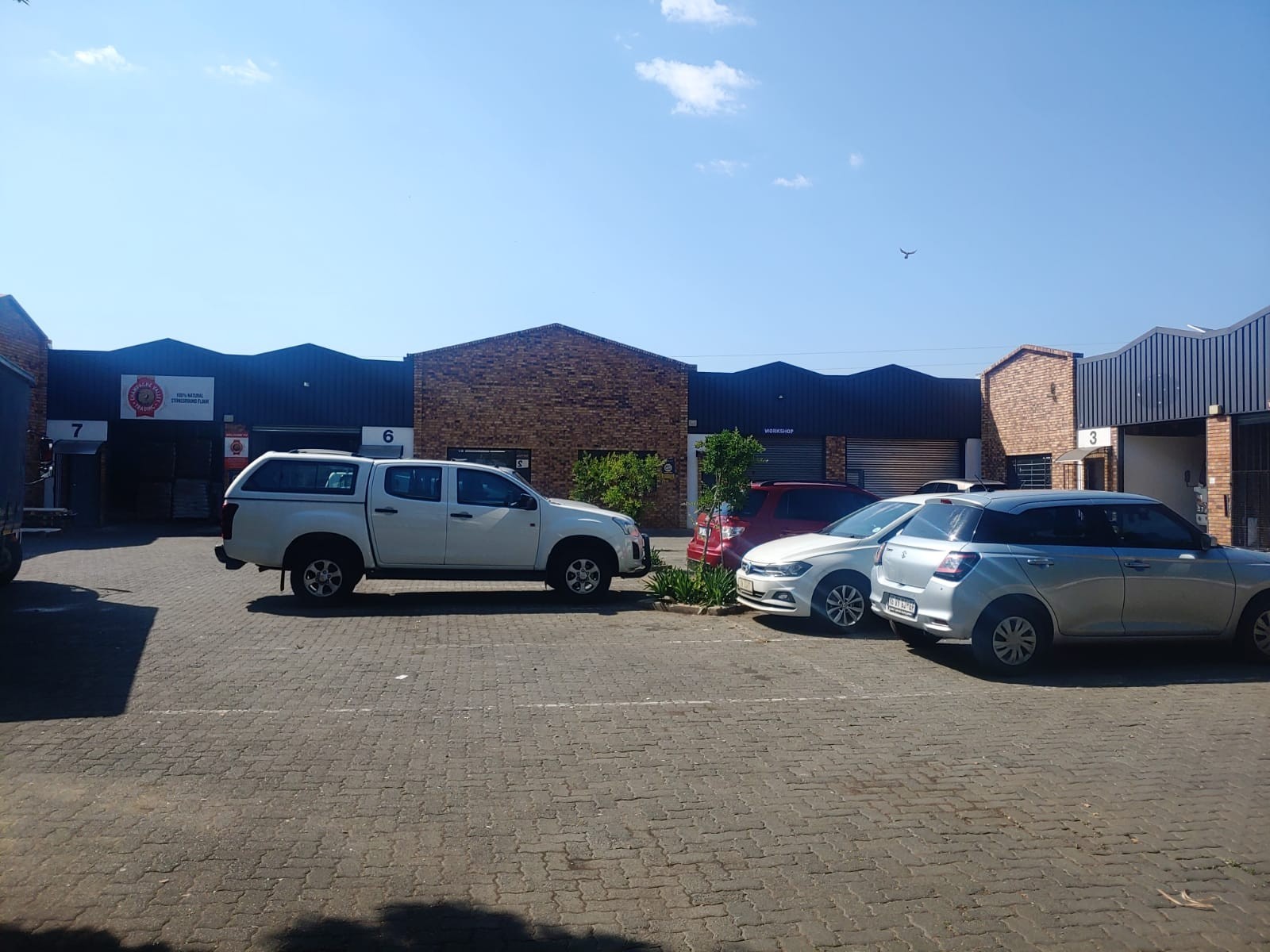 Warehouse for rent in Strijdompark, Randburg, 2, Zero Industrial Park, 176 Fabriek street, Strijdompark, Randburg, Gauteng, 130 m²