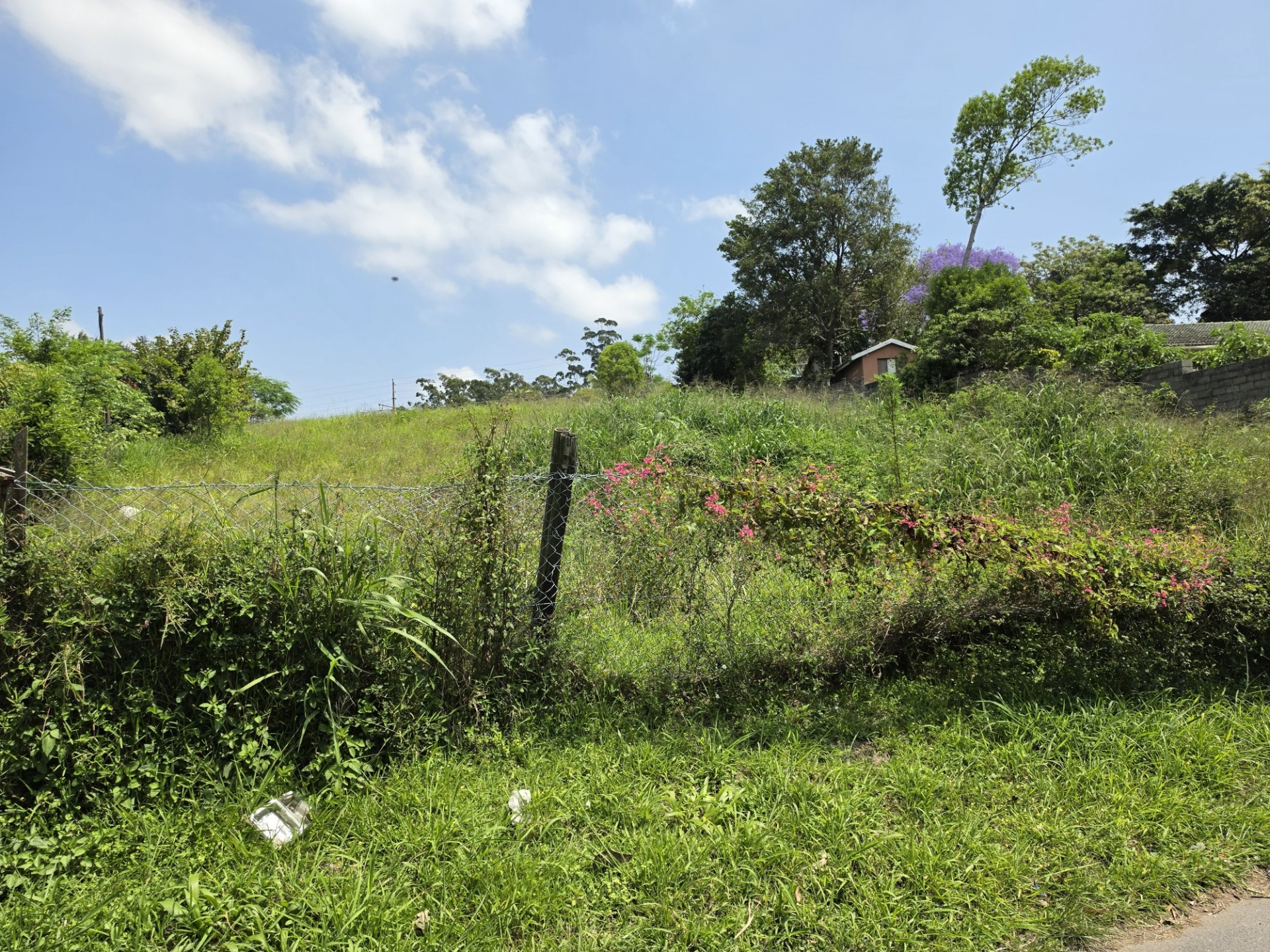 A Gem 1768 m²  Land, a Jewel in Queensburgh