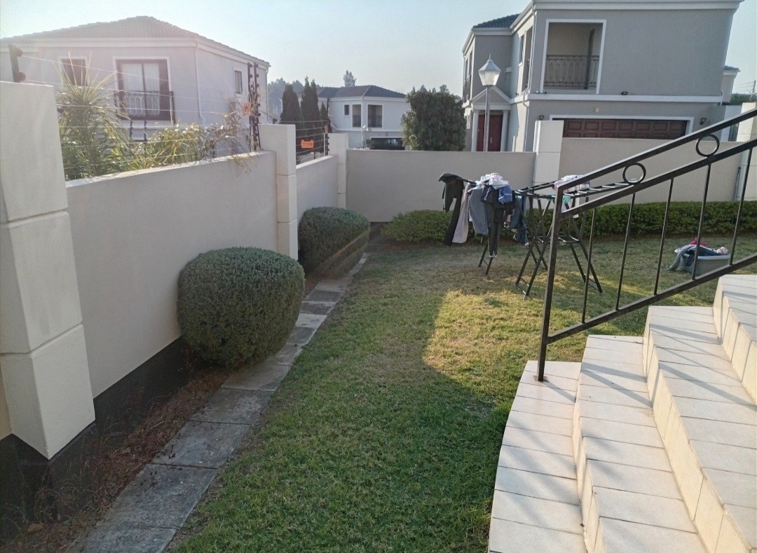 House for rent in Craigavon, Sandton, 311 m²