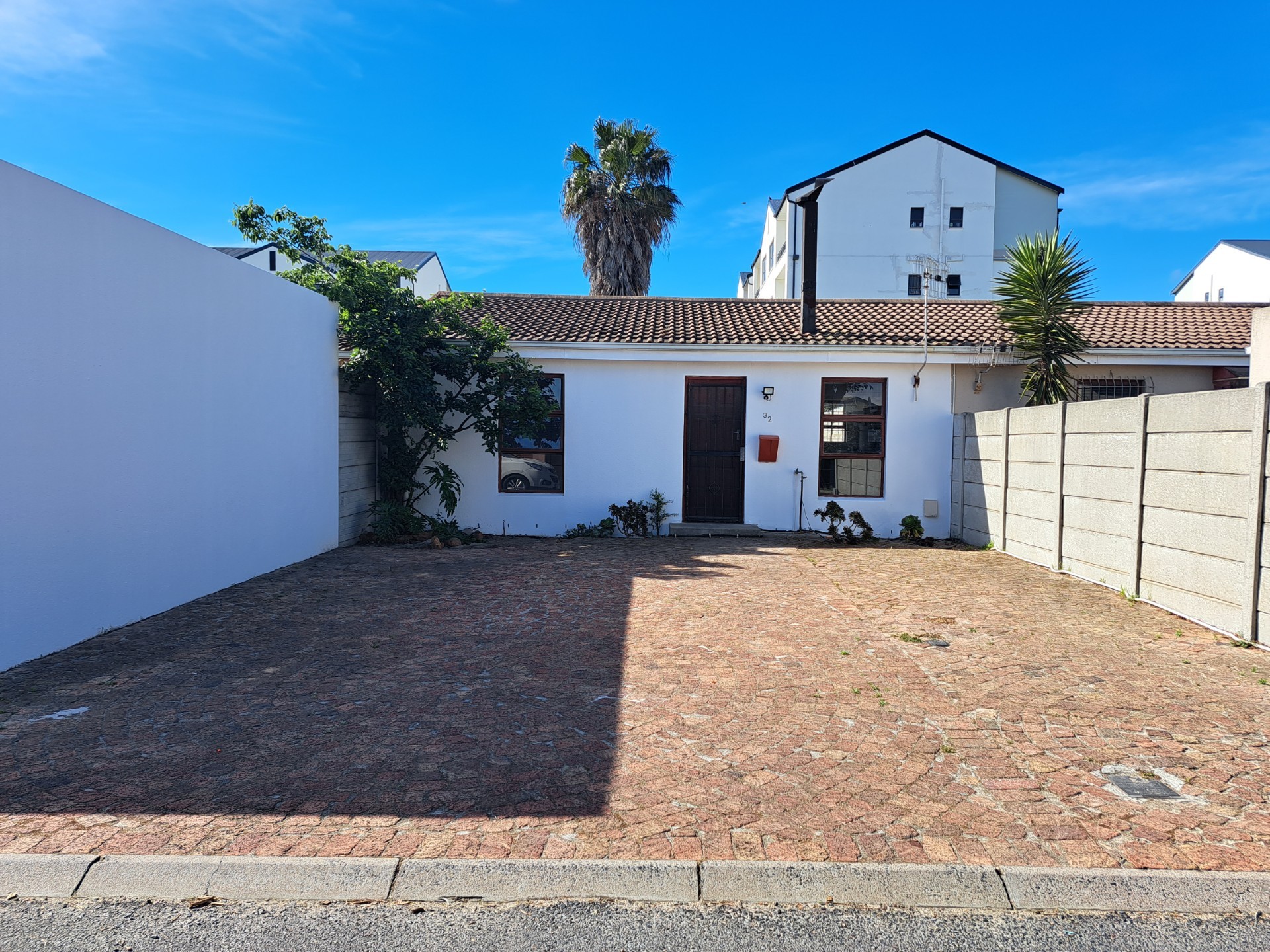 2 Bedroom House For Sale in Richwood, Milnerton