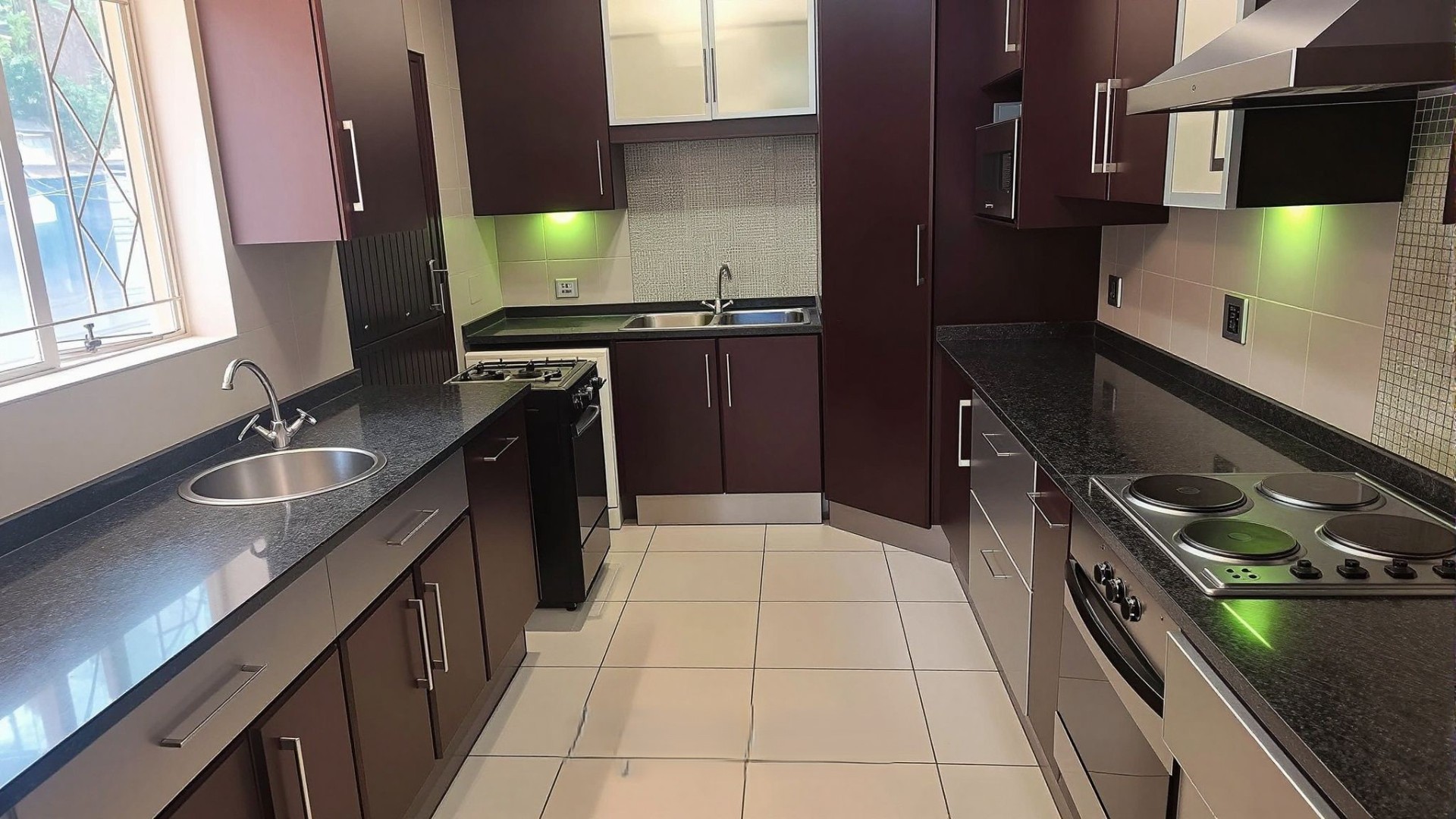 House for sale in Florida Hills, Roodepoort, 1494 m²
