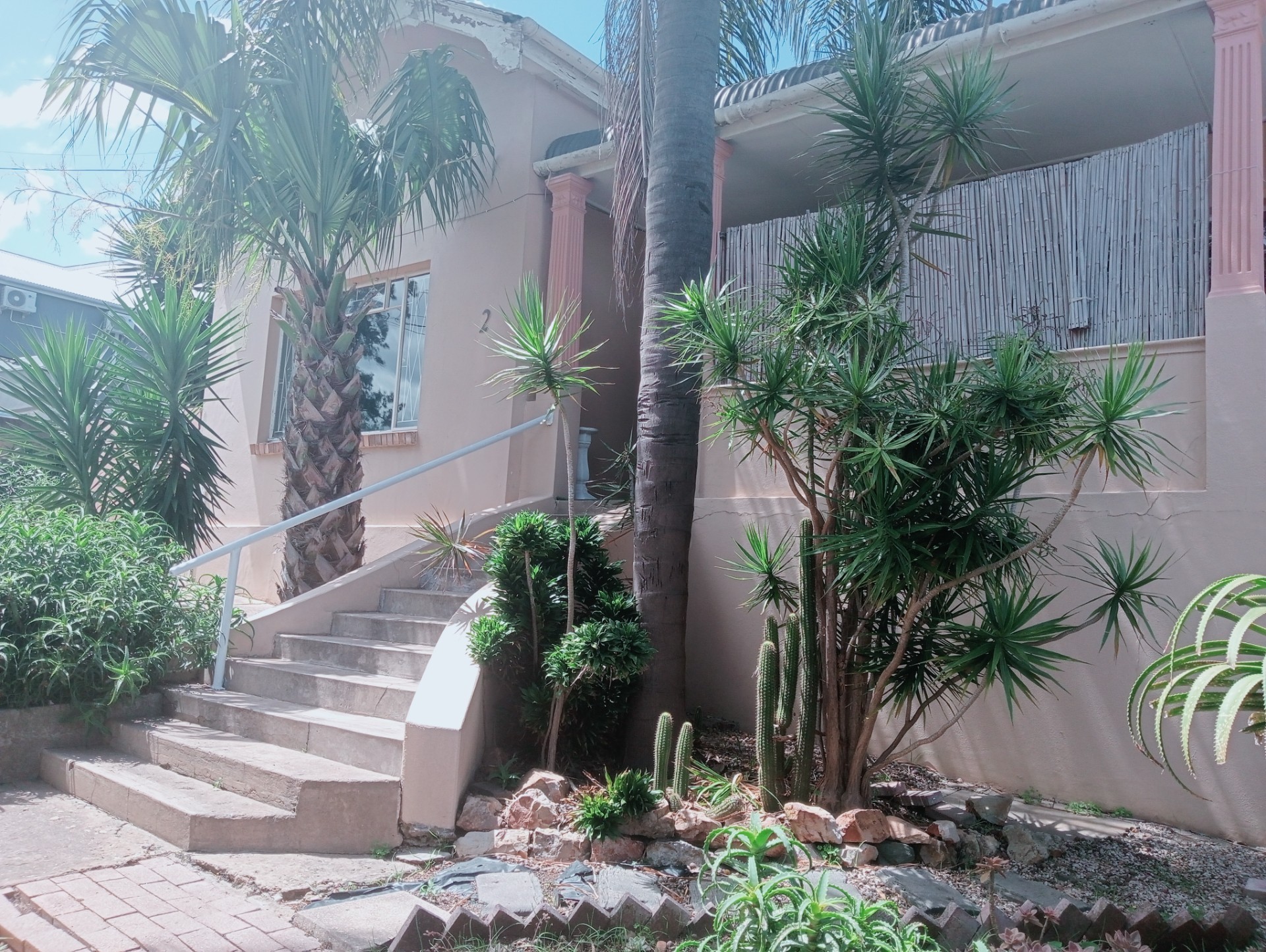 House for sale in Cannon Hill, Uitenhage, 1031 m²